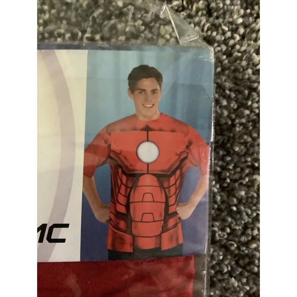 Marvel Avengers Iron Man costume Adult T-shirt NWT Size S/M